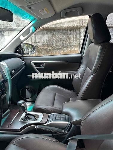 Toyota Fortuner 2020 2.4AT 4x2  - 96000 km