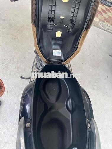 cần bán honda lead 2016 zin 100% áo mới lột keo