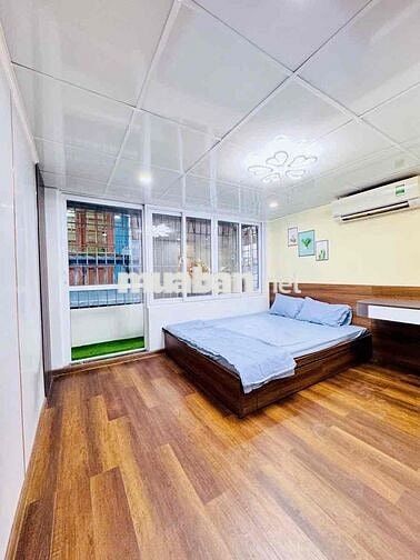 80m2 sổ đỏ hơn 3 tỷ phố Hồng Mai , tập thể tầng 3 căn góc 2 ngủ đẹp.