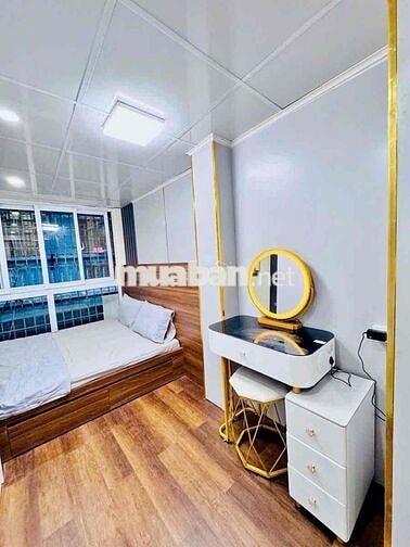 80m2 sổ đỏ hơn 3 tỷ phố Hồng Mai , tập thể tầng 3 căn góc 2 ngủ đẹp.
