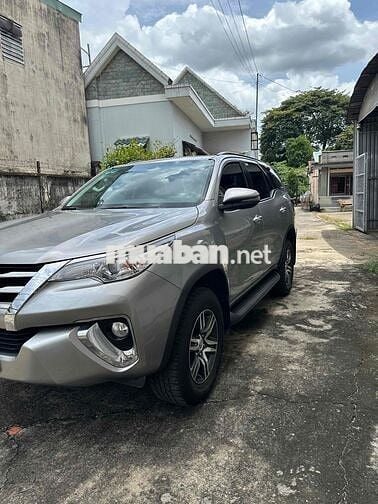 Toyota Fortuner 2020 2.4AT 4x2  - 96000 km