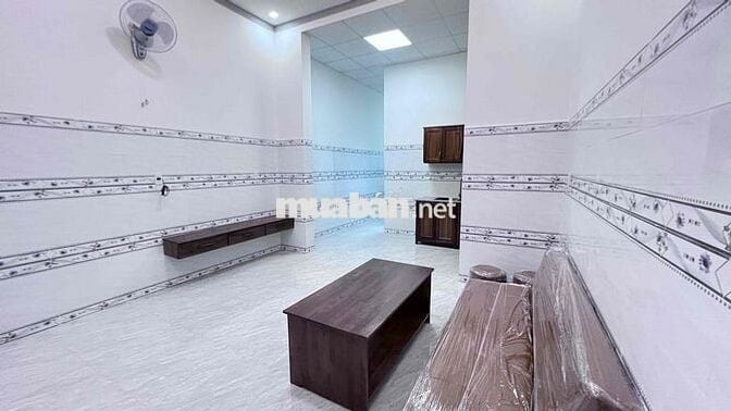 còn *** căn nhà thuê mới keng gần ĐH Tây Nguyên - nội thất cơ ban