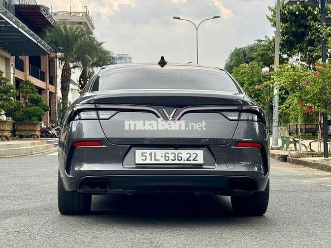 VinFast Lux A2.0 2019 Premium 2.0 AT - 29000 km