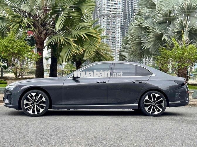 VinFast Lux A2.0 2019 Premium 2.0 AT - 29000 km