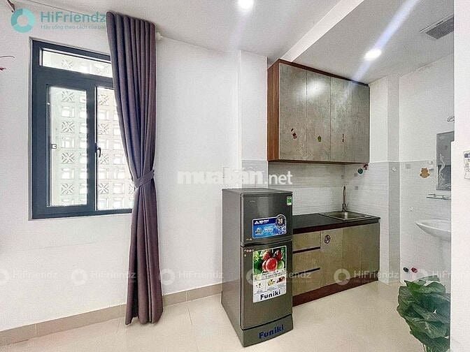 TRỐNG PHÒNG BAN CÔNG - HẦM XE THANG MÁY - HẺM RỘNG DỄ ĐI