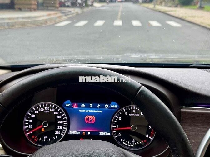 VinFast Lux A2.0 2019 Premium 2.0 AT - 29000 km
