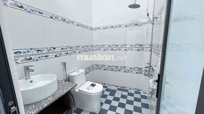còn *** căn nhà thuê mới keng gần ĐH Tây Nguyên - nội thất cơ ban