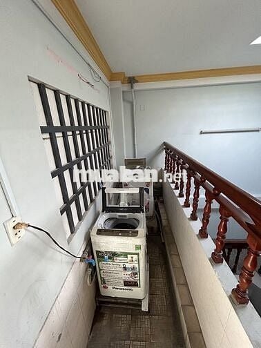 Trọ máy lạnh, full nội thất. Ngã tư ga (Văn Hiến, IUH, NTTU)