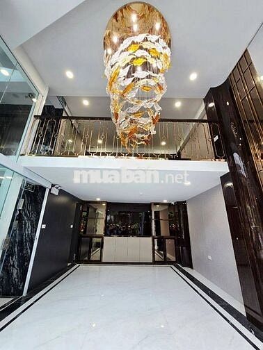SIÊU PHẨM MẶT PHỐ PHẠM VĂN ĐỒNG 35M-8 TÂNG-THANG MÁY-MT 6,4M-VỈA HÈ-KD