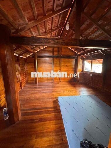 Cho thuê nhà vườn 1000m2 cách ngã 6 chỉ 5km