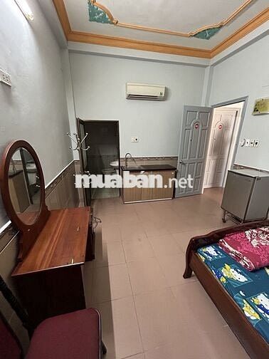 Trọ máy lạnh, full nội thất. Ngã tư ga (Văn Hiến, IUH, NTTU)