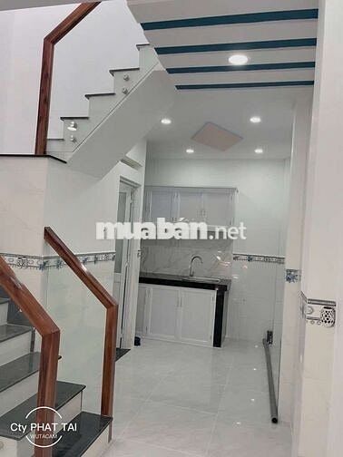Nhà Lê Thúc Hoạch, 30m², 2 Tầng, 2 PN, Giá chỉ 3 tỷ