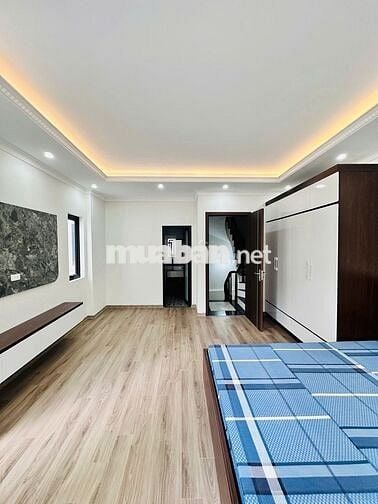 Bán Nhà Cổ Nhuế BTL Cạnh KĐT Resco 35m 4 Tầng Lô Góc Ô Tô 8,5 tỷ