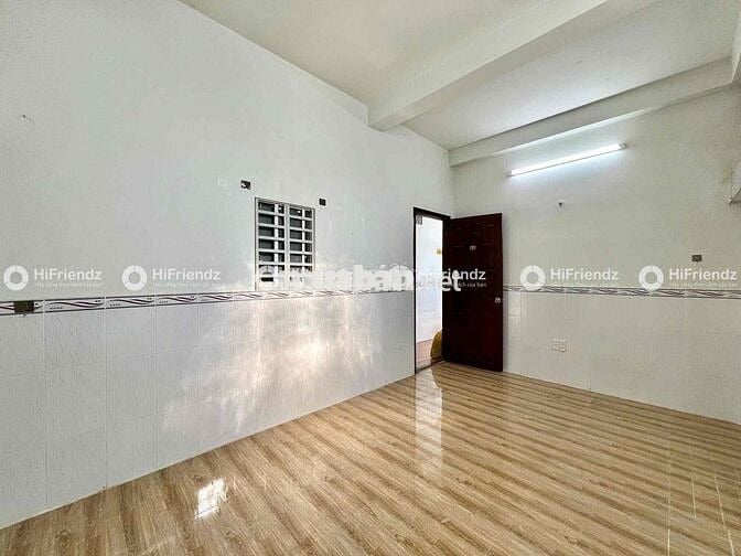 PHÒNG MỚI SẠCH SẼ GẦN ĐẦM SEN - ĐH VĂN HIẾN ZÁ TỐT CHO SINH VIÊN