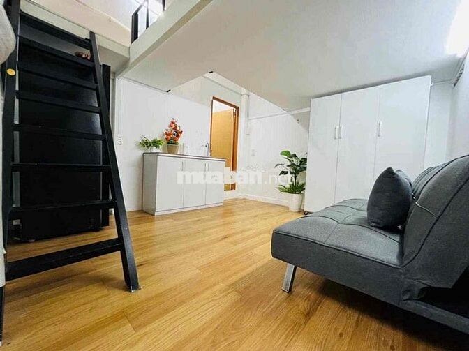 Cho Thuê Căn Duplex Có Gác Tách Bếp Full NT Ở Thành Thái Gần UEH Q10