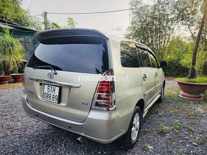 Toyota Innova 2006- 200.000km
