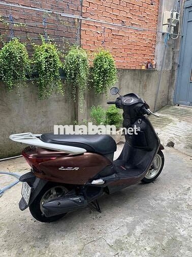 Honda Lear 110 . date 2012 . giá rẻ cho NLĐ