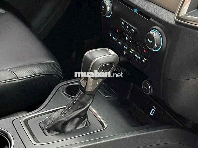 Everest 2019 Trend 2.0L 4x2AT, Full Lịch Sử Hãng