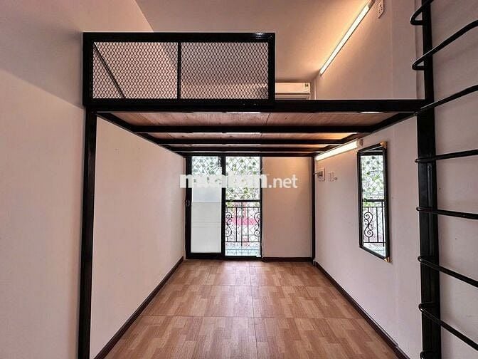 Duplex FULL NỘI THẤT CỬA SỔ Ngay NGUYỄN THỊ MINH KHAI
