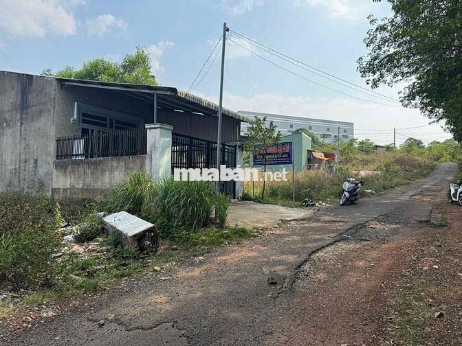 Em ko phải sale BĐS, cần bán đất Đồng Phú