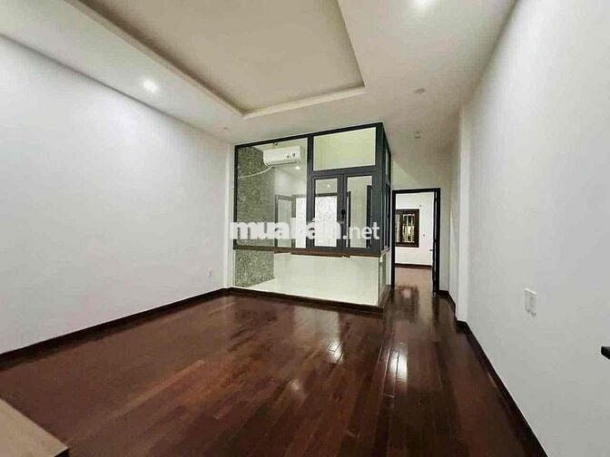3 TẦNG MT BÌNH MINH GẦN 2/9 4PN 20 TRIỆU MỚI ĐẸP