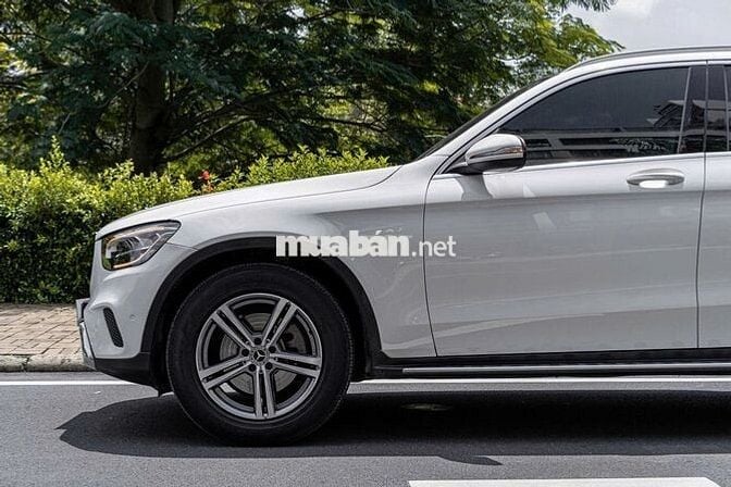 Mercedes Benz GLC 200 sx 2021 - 38000 km