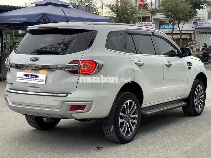 Everest 2019 Trend 2.0L 4x2AT, Full Lịch Sử Hãng