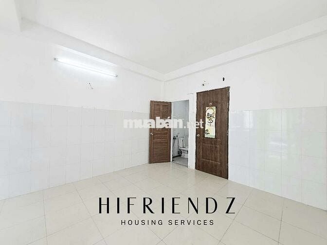 KHAI TRƯƠNG PHÒNG MỚI XÂY, BAN CÔNG, GÁC CỬA SỔ GẦN ĐH VĂN HIẾN