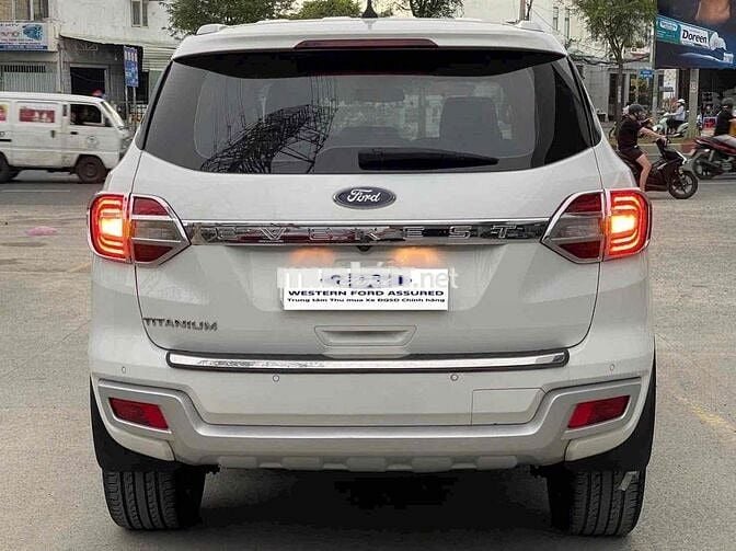 Everest 2019 Trend 2.0L 4x2AT, Full Lịch Sử Hãng