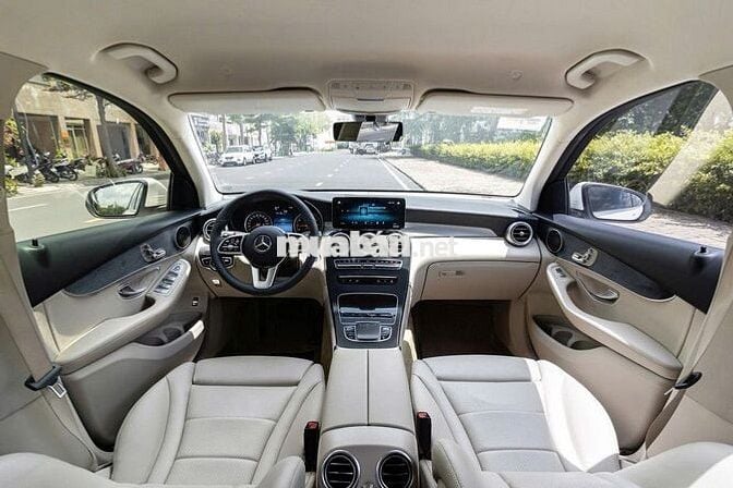 Mercedes Benz GLC 200 sx 2021 - 38000 km
