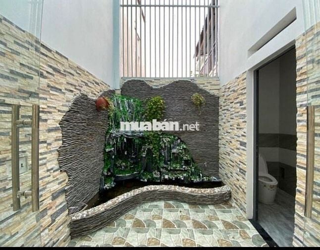 Nhà biệt thự tầng lầu 226m2, 2 phòng ngủ, sân 66m2, nội thất cao cấp