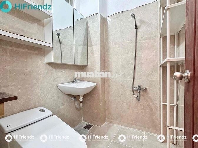 Cho thuê CHDV Full nội thất Ban Công Riêng Ngay Gần ĐH Công Thương