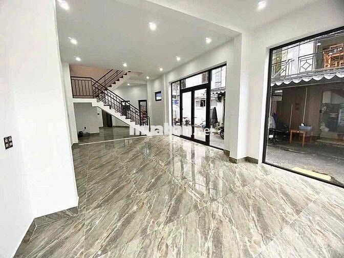 3 TẦNG MT LÝ TỰ TRỌNG KẸP KIỆT 5M MỚI ĐẸP