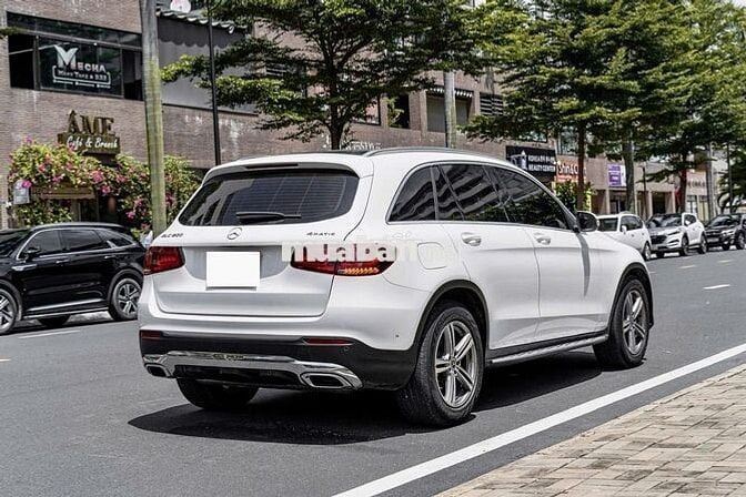 Mercedes Benz GLC 200 sx 2021 - 38000 km