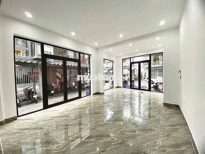 3 TẦNG MT LÝ TỰ TRỌNG KẸP KIỆT 5M MỚI ĐẸP