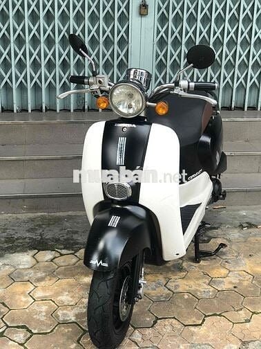 Em cần bán xe Tay ga 50cc . Đẹp long lanh . 9 chủ