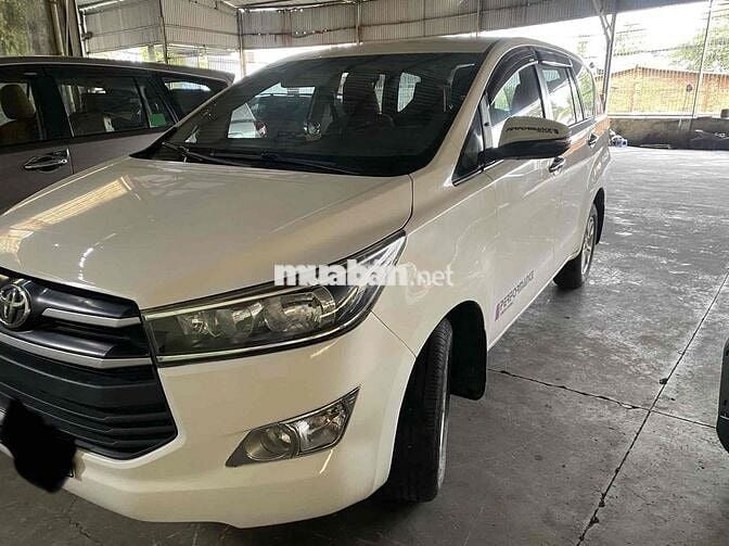 Toyota Innova 2018 2.0E - 180469 km