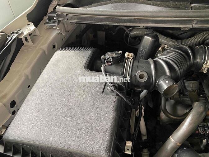 Toyota Innova 2018 2.0E - 180469 km