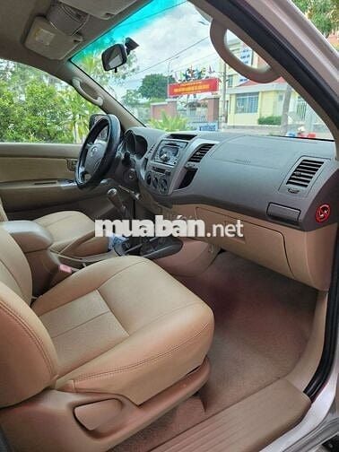 Toyota Hilux 2010 3.0G 4x4 MT đẹp  long lanh