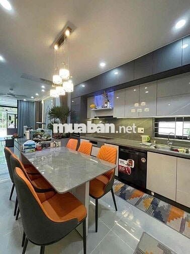 NHÀ HOÀN CÔNG ĐẦY ĐỦ  TRỆT 1 LẦU ĐẸP NHƯ MỚI–TRUNG TÂM DĨ AN GIÁ 780TR