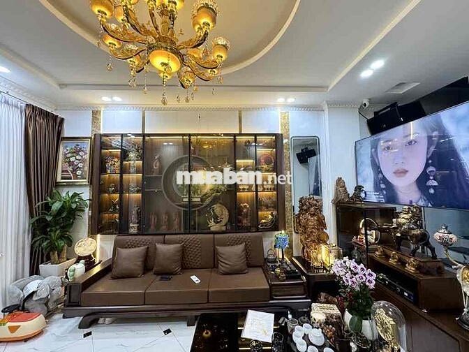 Chính chủ bán nhà Tân Mai thang máy, full nội thất xịn