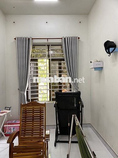 Nhà vườn nghĩ dưỡng 98m2, 2PN mát mẻ, yên tĩnh, mặt tiền DT879D, TG