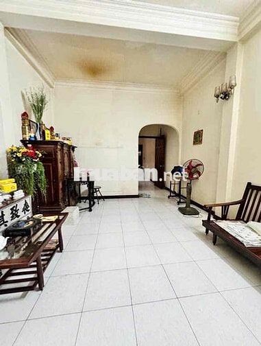 NGAY CHỢ HOÀNG HOA THÁM KINH MUA BÁN HOẶC CHO THUÊ KINH DOANH SIÊU LỢi