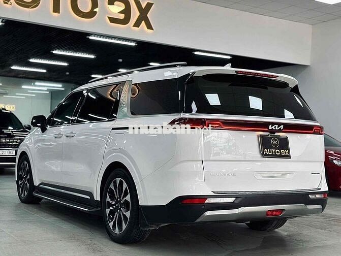Kia Carnival 2021 2.2D Signature LOGO MỚI, GIÁ TỐT