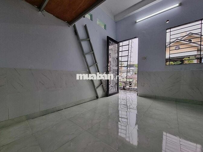 Vì đi làm xa quá mình muốn pass lại phòng bancon thoáng mát như hình