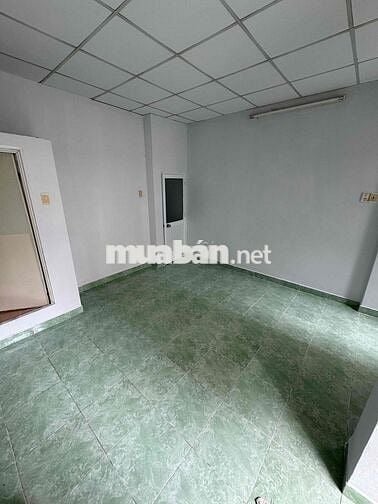 NHÀ NGUYÊN CĂN 2 PHÒNG NGỦ 1 PHÒNG KHÁCH 2 TOLET, NGAY CHỢ CÂY QUÉO
