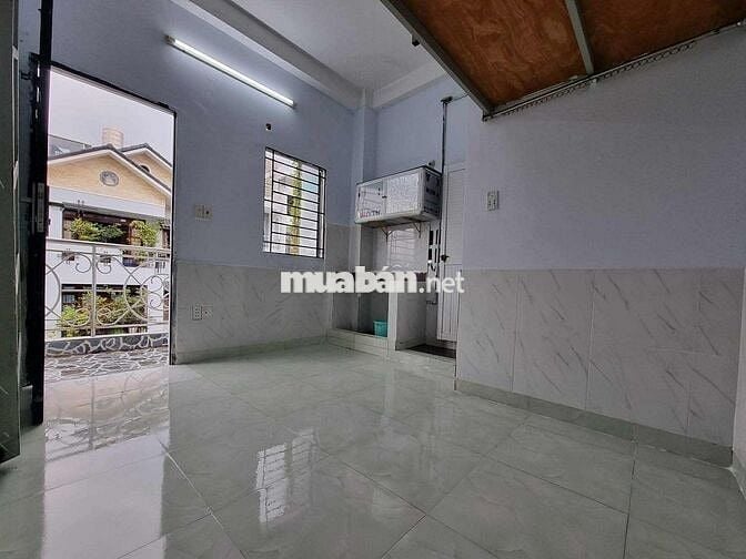 Vì đi làm xa quá mình muốn pass lại phòng bancon thoáng mát như hình