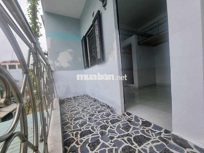 Vì đi làm xa quá mình muốn pass lại phòng bancon thoáng mát như hình