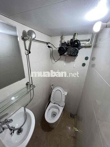 TT Chùa Láng, 30m, 2 ngủ, Nhà mới đẹp ở luôn, Sổ chính chủ, Giá tốt