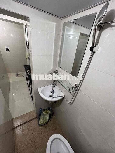 TT Chùa Láng, 30m, 2 ngủ, Nhà mới đẹp ở luôn, Sổ chính chủ, Giá tốt